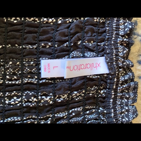 Black and white Romper - Picture 2 of 3